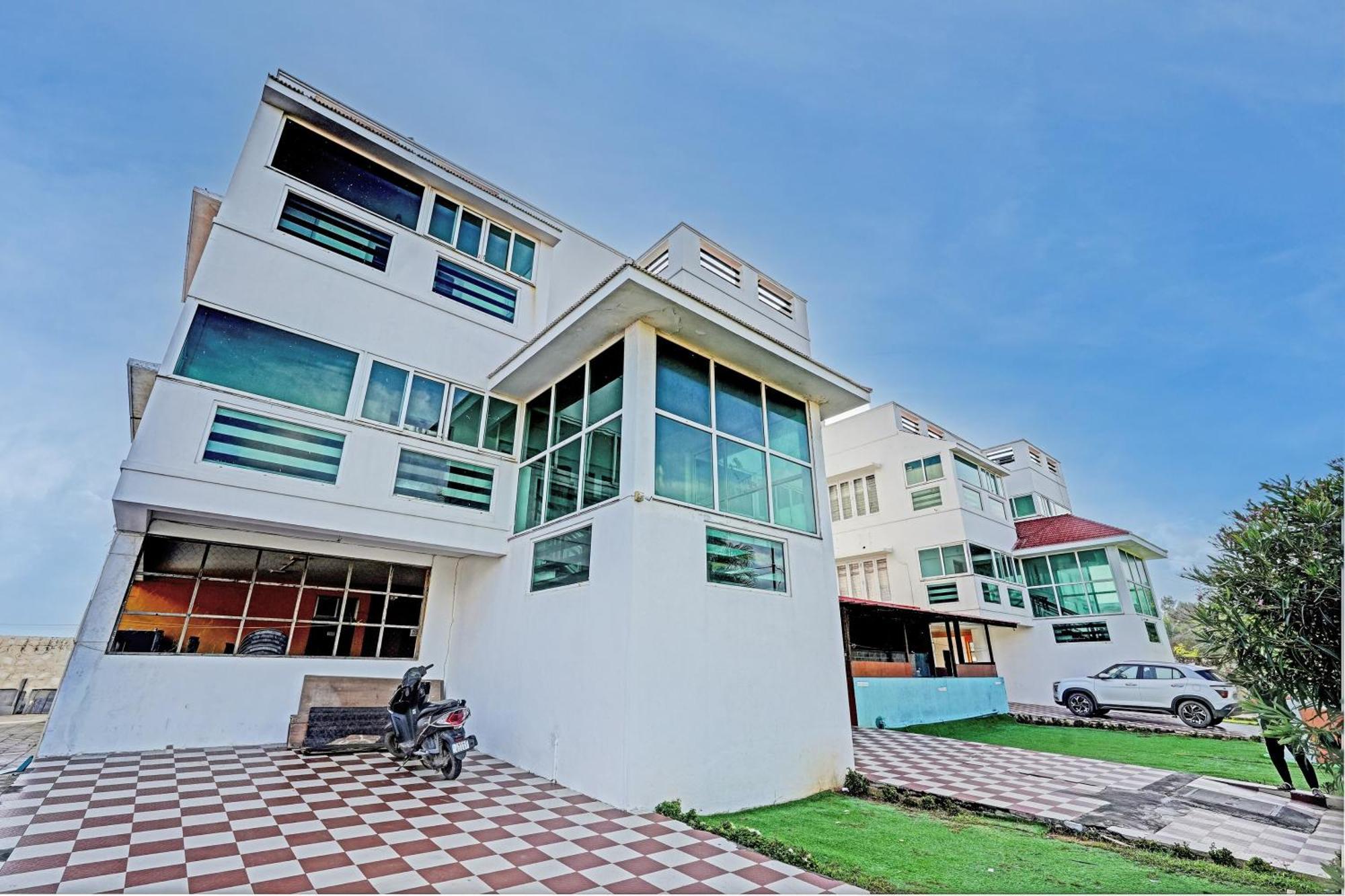 Oyo Flagship Ecr Goa Beach Resort Τσενάι Εξωτερικό φωτογραφία